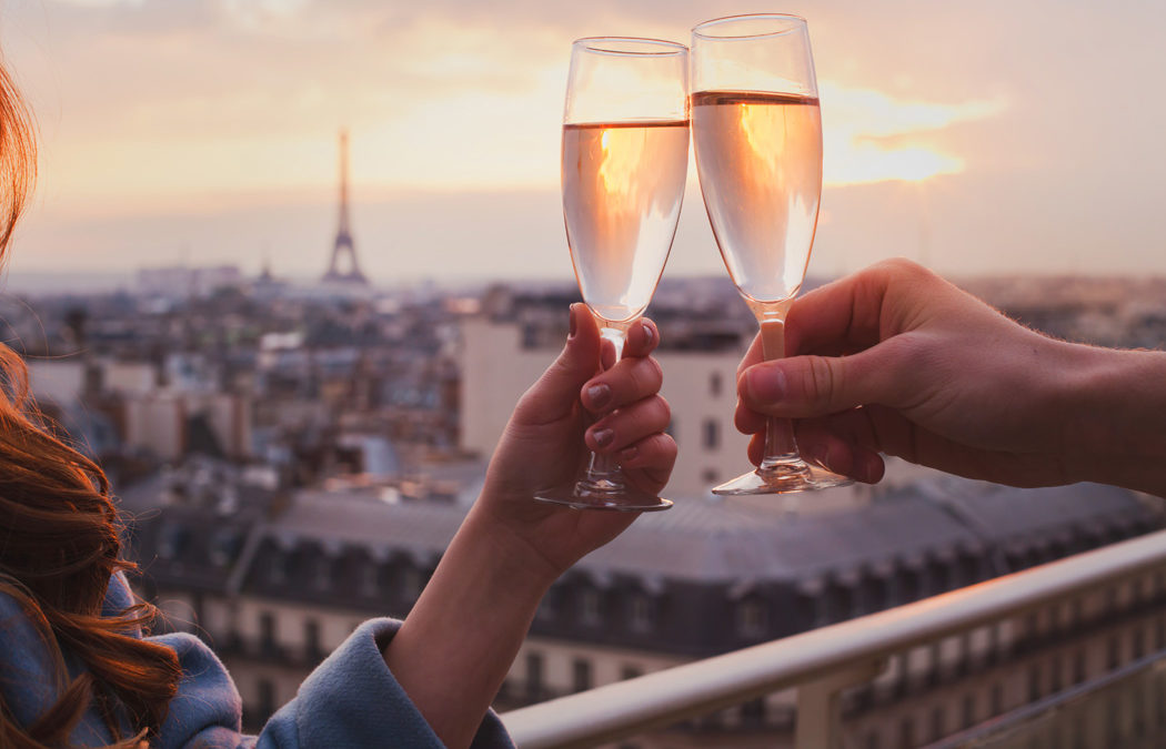 5 hôtels de luxe sur Paris pour un séjour romantique à deux