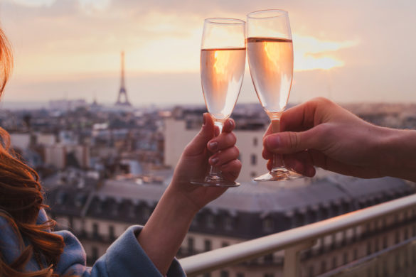 hôtels de luxe sur Paris couple