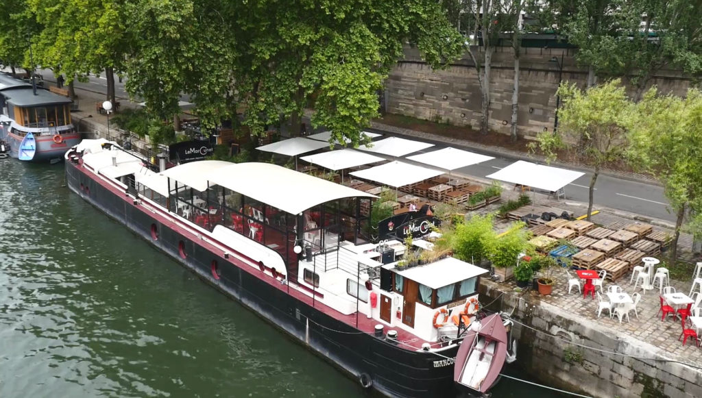 bar quai de Seine