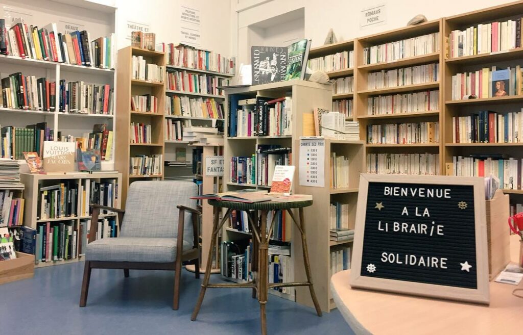 Librairie Solidaire boîte à livres Paris