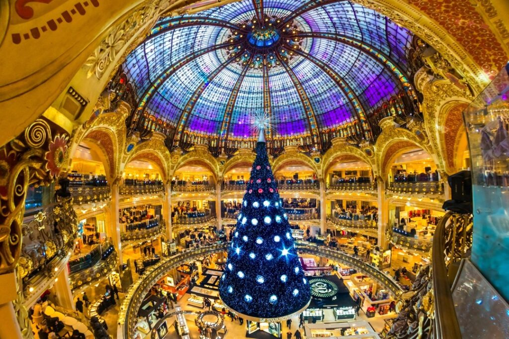 galeries lafayette Paris sapin de Noël